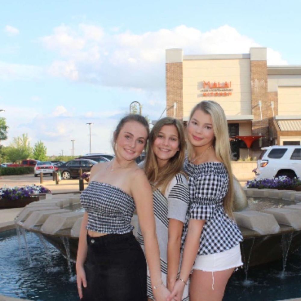 Meet your Posher, Macie